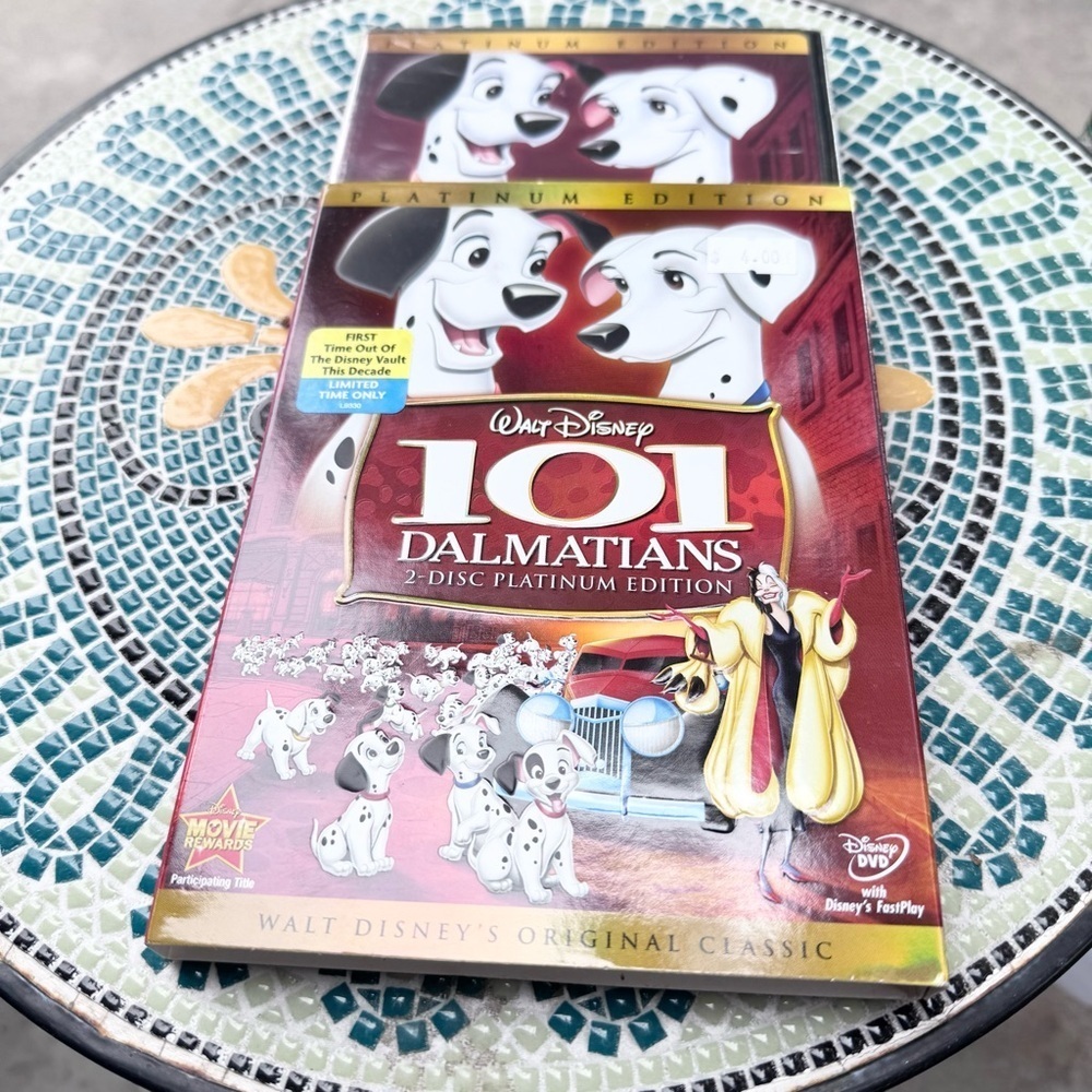 101 Dalmatians Platinum Edition DVD - Picture 3 of 6